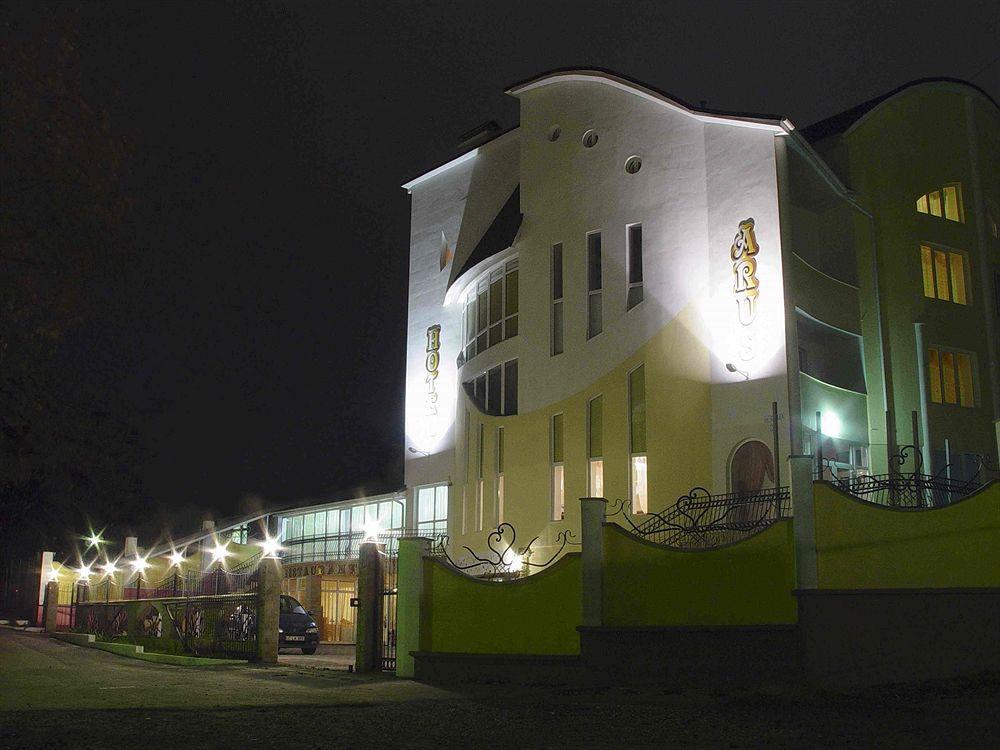 צ'יסינאו Villa Arus מראה חיצוני תמונה