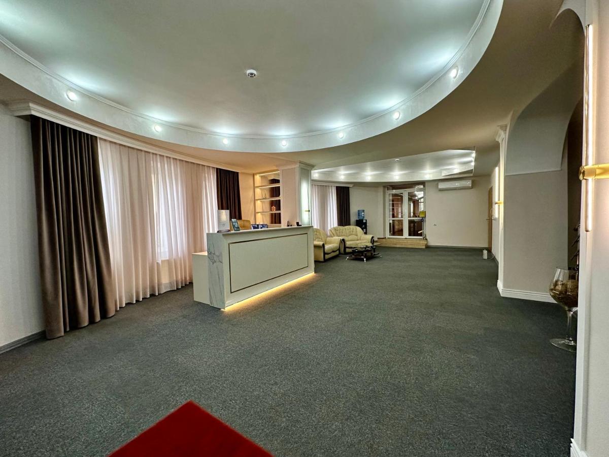 צ'יסינאו Villa Arus מראה חיצוני תמונה