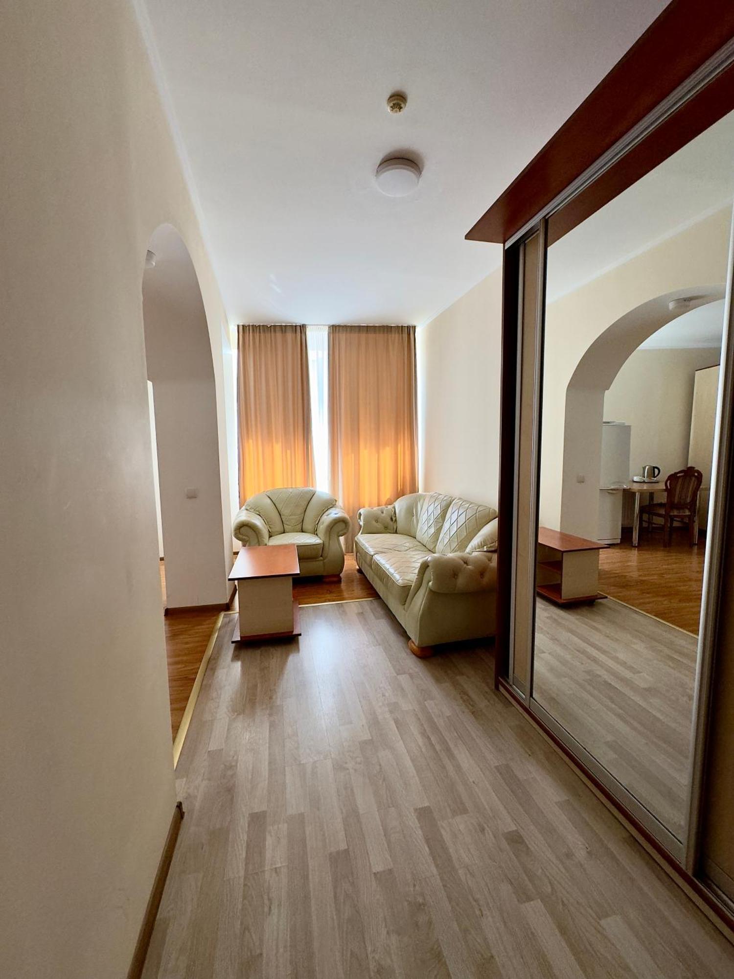 צ'יסינאו Villa Arus מראה חיצוני תמונה