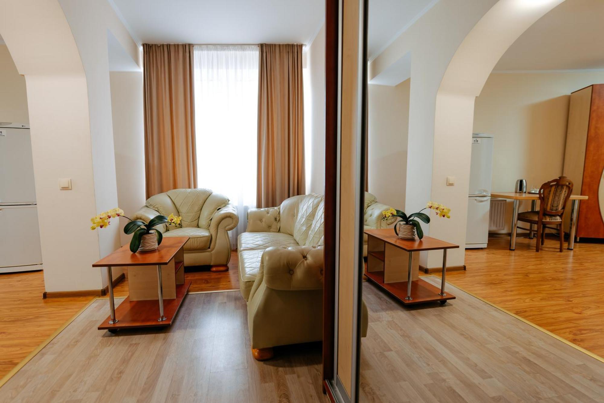 צ'יסינאו Villa Arus מראה חיצוני תמונה