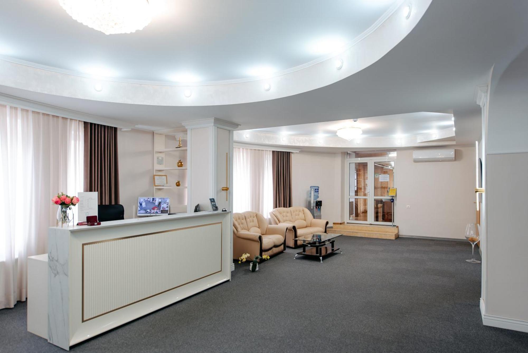 צ'יסינאו Villa Arus מראה חיצוני תמונה