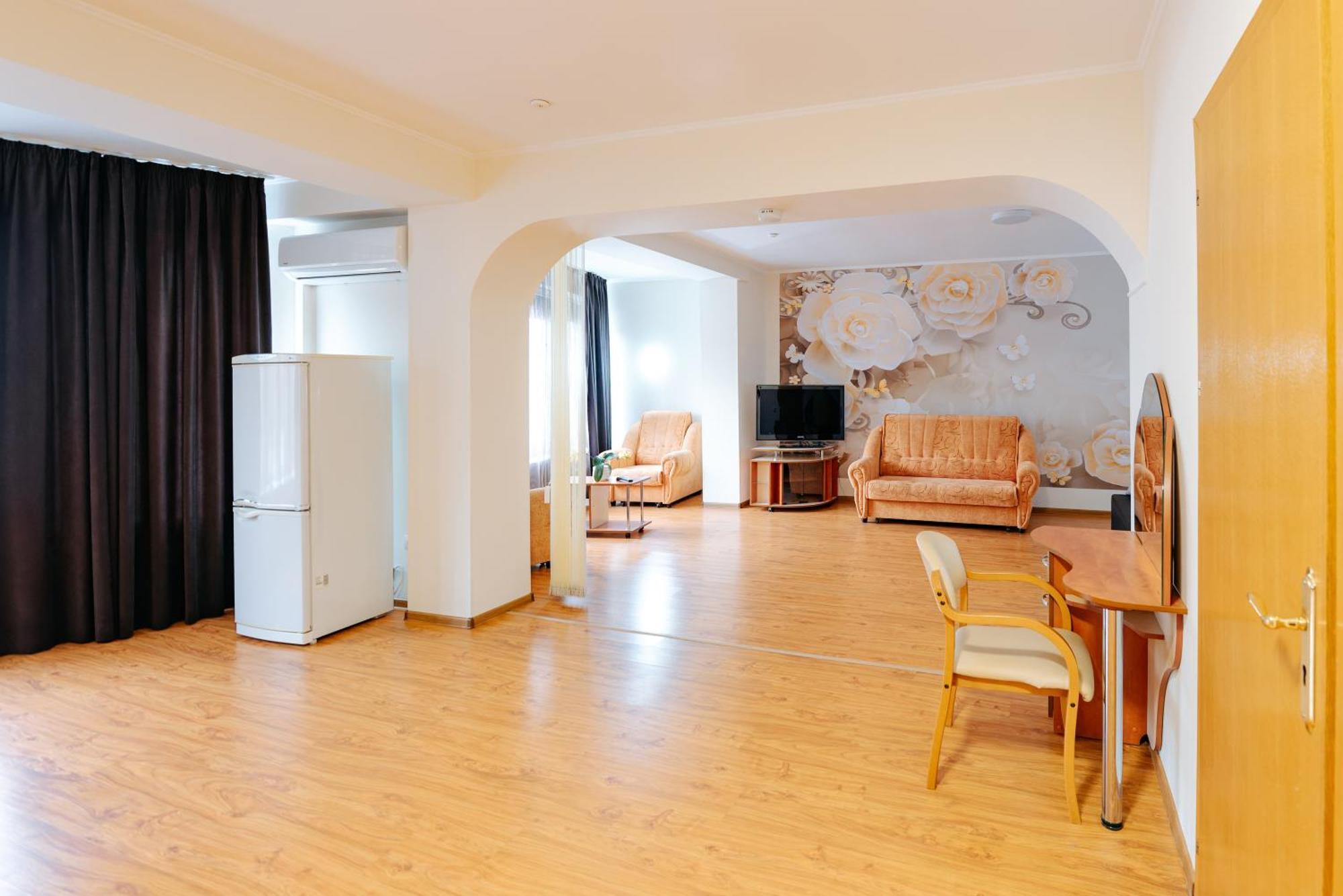 צ'יסינאו Villa Arus מראה חיצוני תמונה